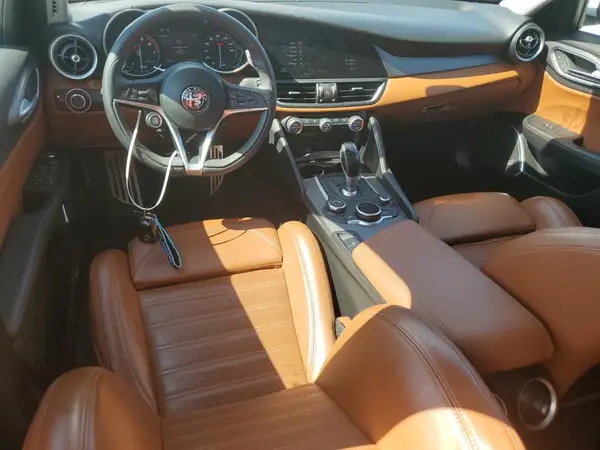 ZARFAMBN2K7605306 2019 ALFA ROMEO GIULIA - Image 8