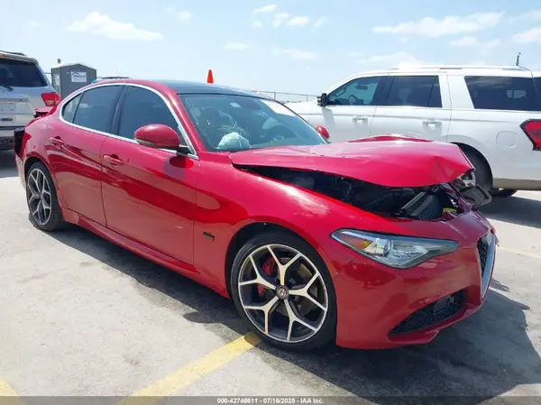 ZARFAMBN2K7611848 2019 ALFA ROMEO GIULIA