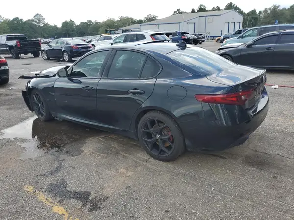 ZARFAMBN2K7612255 2019 ALFA ROMEO GIULIA - Image 2