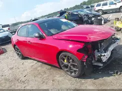 ZARFAMBN2M7646845 2021 ALFA ROMEO GIULIA