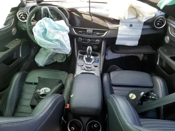 ZARFAMBN2N7660181 2022 ALFA ROMEO GIULIA - Image 8