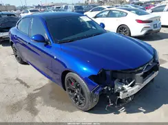 ZARFAMBN2N7663498 2022 ALFA ROMEO GIULIA