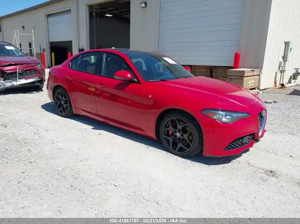 ZARFAMBN2P7671183 2023 ALFA ROMEO GIULIA - Image 1
