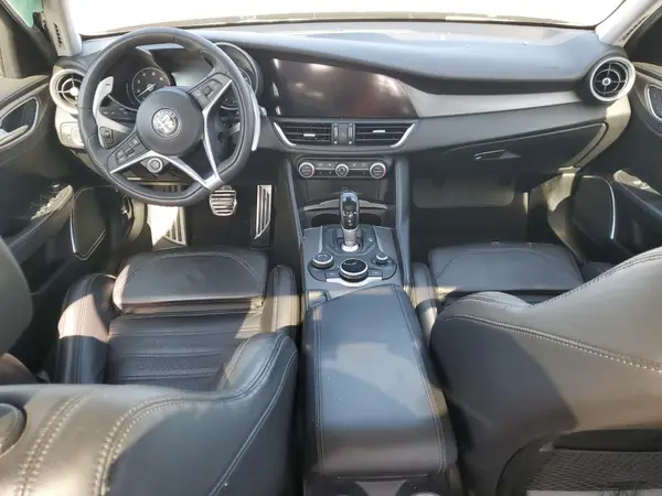 ZARFAMBN3K7600552 2019 ALFA ROMEO GIULIA - Image 8