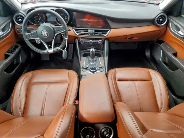 ZARFAMBN3K7601393 2019 ALFA ROMEO GIULIA - Image 8