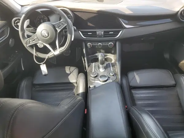 ZARFAMBN3K7603435 2019 ALFA ROMEO GIULIA - Image 8