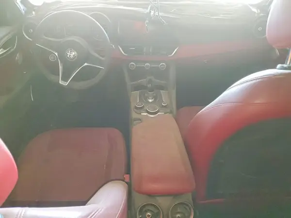 ZARFAMBN3K7606657 2019 ALFA ROMEO GIULIA - Image 8