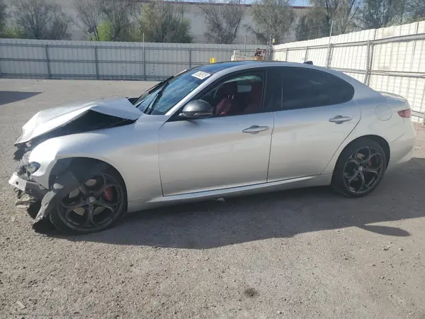 ZARFAMBN3K7612684 2019 ALFA ROMEO GIULIA - Image 1
