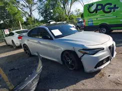 ZARFAMBN3M7647387 2021 ALFA ROMEO GIULIA