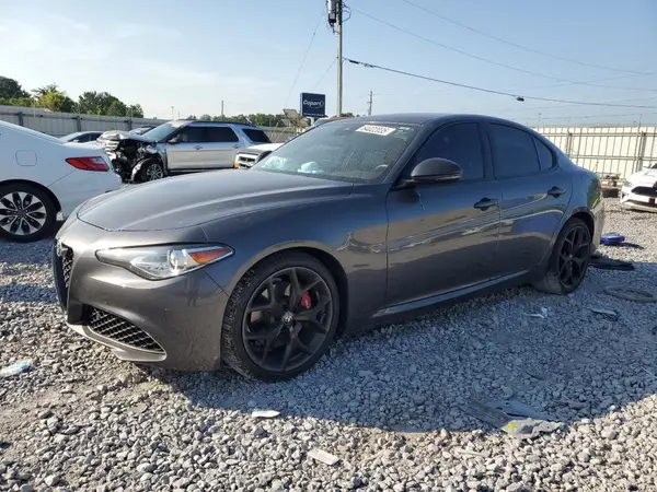 ZARFAMBN3M7649558 2021 ALFA ROMEO GIULIA