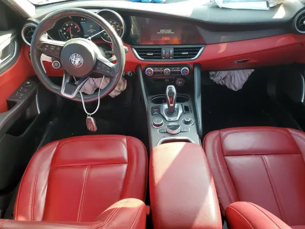 ZARFAMBN3M7649558 2021 ALFA ROMEO GIULIA - Image 8