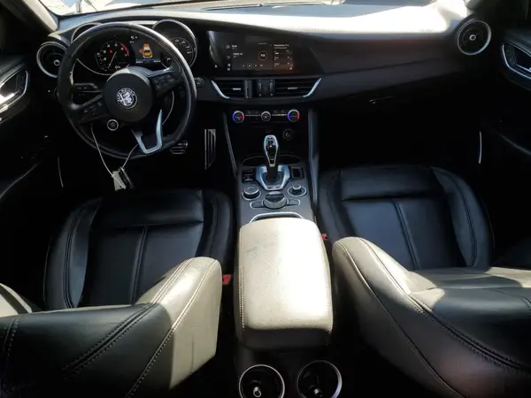 ZARFAMBN3N7662571 2022 ALFA ROMEO GIULIA - Image 8
