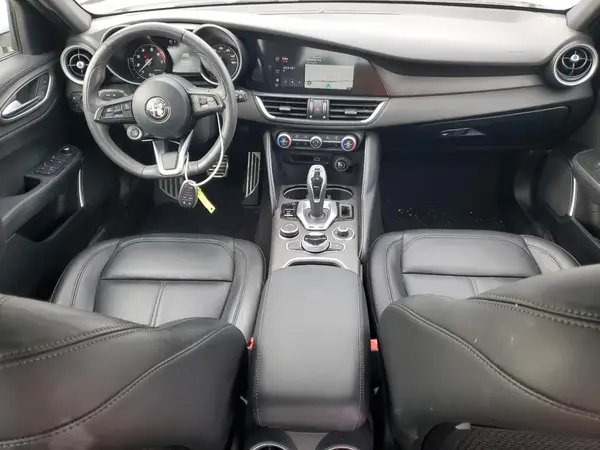 ZARFAMBN3N7665390 2022 ALFA ROMEO GIULIA - Image 8