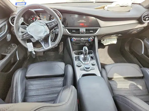 ZARFAMBN3P7668387 2023 ALFA ROMEO GIULIA - Image 8