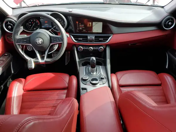 ZARFAMBN4K7612399 2019 ALFA ROMEO GIULIA - Image 8