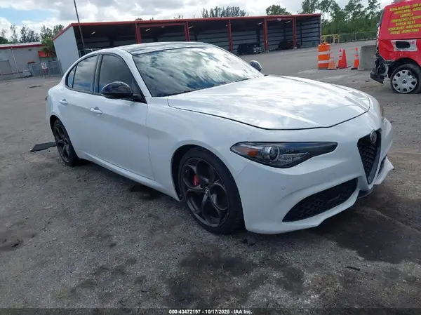 ZARFAMBN4M7642313 2021 ALFA ROMEO GIULIA