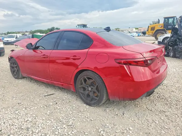 ZARFAMBN4N7663728 2022 ALFA ROMEO GIULIA - Image 2