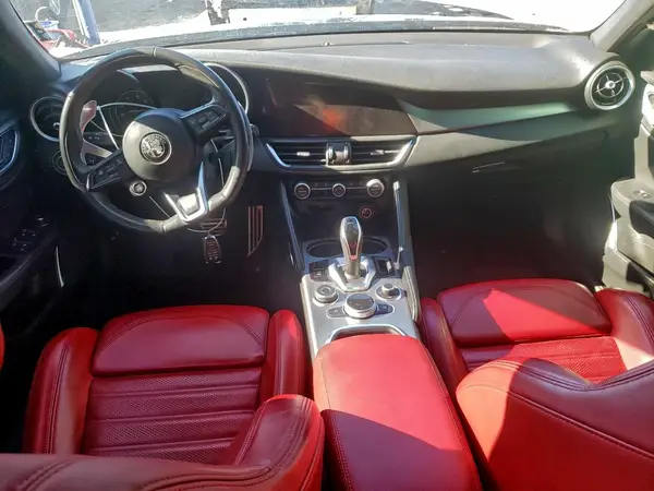 ZARFAMBN4P7668902 2023 ALFA ROMEO GIULIA - Image 8