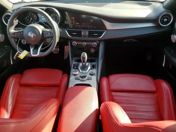 ZARFAMBN4P7669628 2023 ALFA ROMEO GIULIA - Image 8