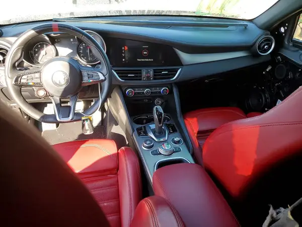 ZARFAMBN4P7671380 2023 ALFA ROMEO GIULIA - Image 8