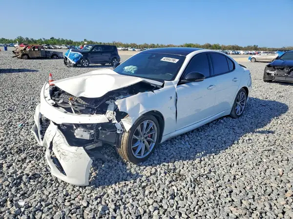 ZARFAMBN4R7679997 2024 ALFA ROMEO GIULIA