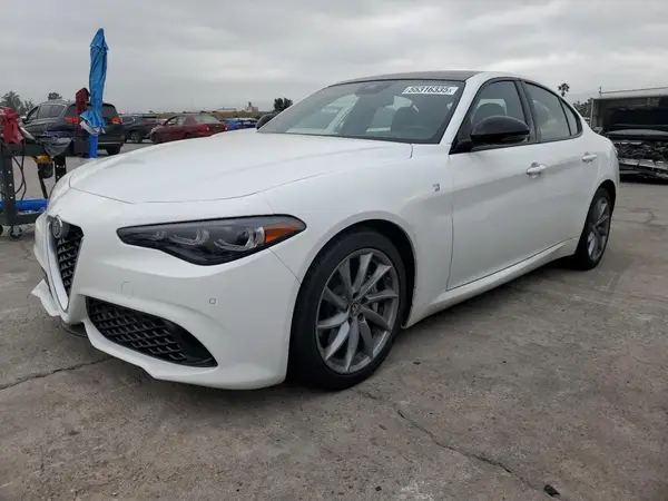 ZARFAMBN4R7684973 2024 ALFA ROMEO GIULIA - Image 1
