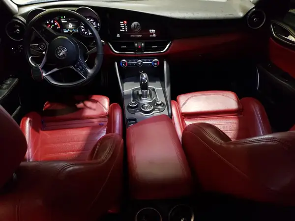 ZARFAMBN5K7603002 2019 ALFA ROMEO GIULIA - Image 8