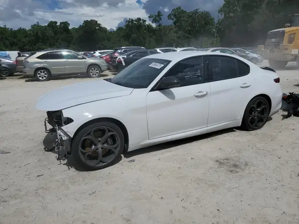 ZARFAMBN5K7606174 2019 ALFA ROMEO GIULIA - Image 1