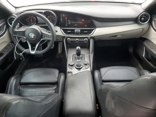 ZARFAMBN5K7606174 2019 ALFA ROMEO GIULIA - Image 8
