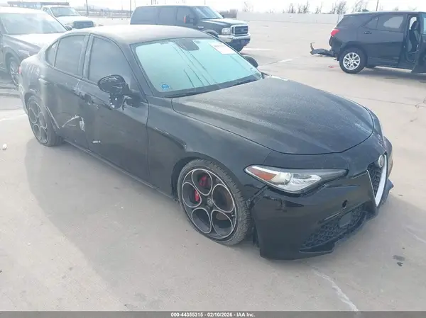 ZARFAMBN5K7621855 2019 ALFA ROMEO GIULIA
