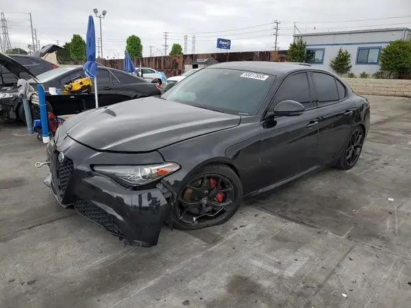 ZARFAMBN5L7635854 2020 ALFA ROMEO GIULIA - Image 1