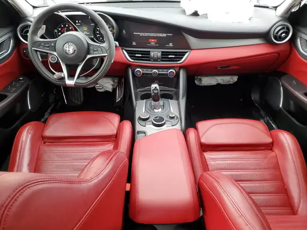 ZARFAMBN6K7601419 2019 ALFA ROMEO GIULIA - Image 8