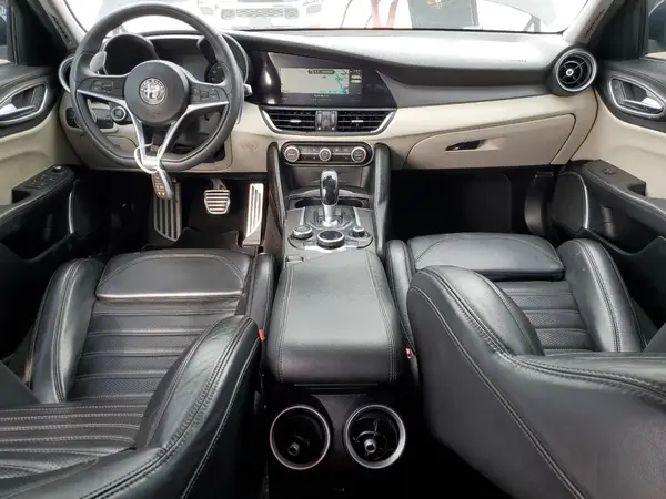 ZARFAMBN6K7605227 2019 ALFA ROMEO GIULIA - Image 8