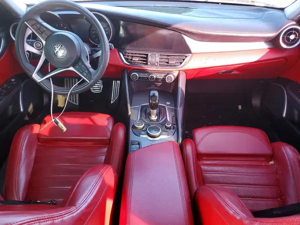 ZARFAMBN6K7622755 2019 ALFA ROMEO GIULIA - Image 8