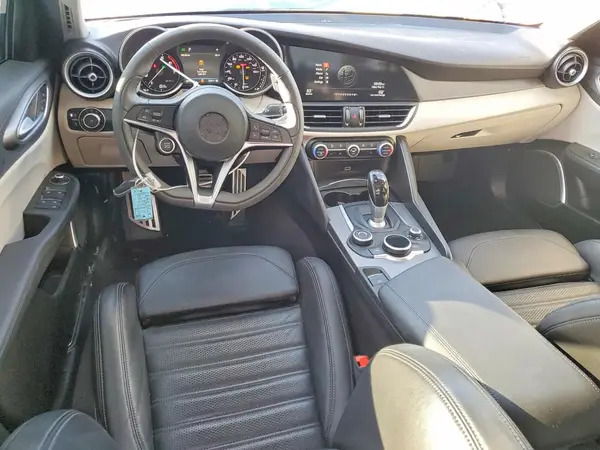 ZARFAMBN6K7623162 2019 ALFA ROMEO GIULIA - Image 8