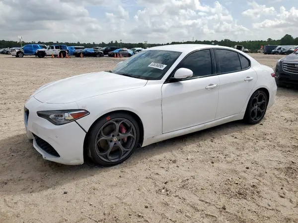 ZARFAMBN6L7634163 2020 ALFA ROMEO GIULIA - Image 1