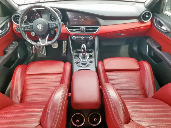 ZARFAMBN6L7634163 2020 ALFA ROMEO GIULIA - Image 8