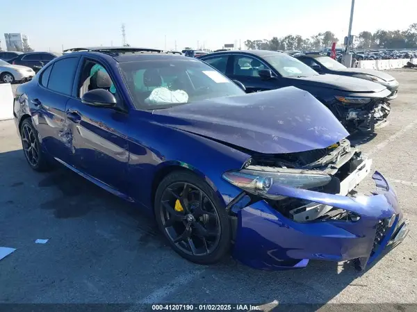 ZARFAMBN6L7638066 2020 ALFA ROMEO GIULIA - Image 1