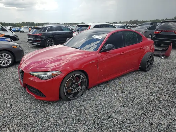 ZARFAMBN6N7665030 2022 ALFA ROMEO GIULIA - Image 1