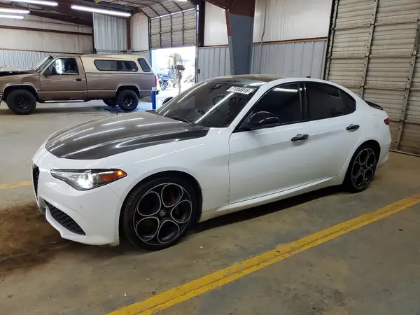 ZARFAMBN6P7666732 2023 ALFA ROMEO GIULIA - Image 1