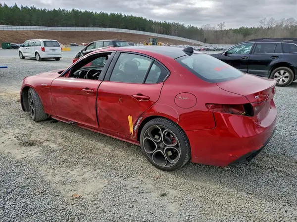 ZARFAMBN6P7671123 2023 ALFA ROMEO GIULIA - Image 2