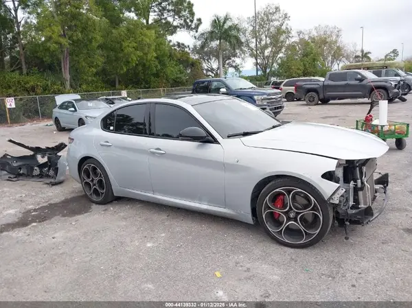 ZARFAMBN6R7680536 2024 ALFA ROMEO GIULIA