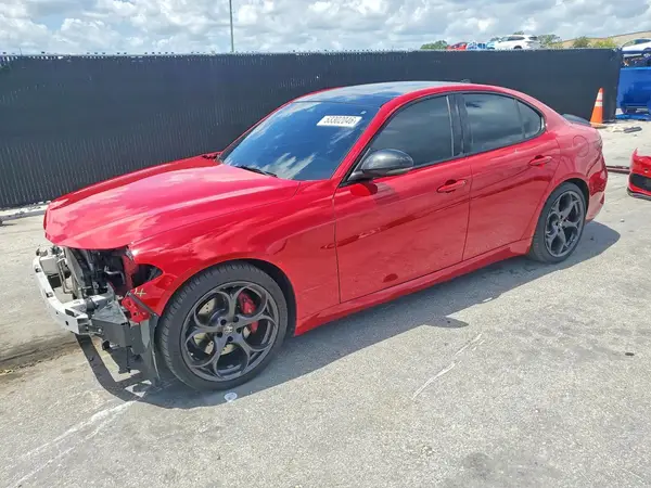 ZARFAMBN7L7624290 2020 ALFA ROMEO GIULIA - Image 1