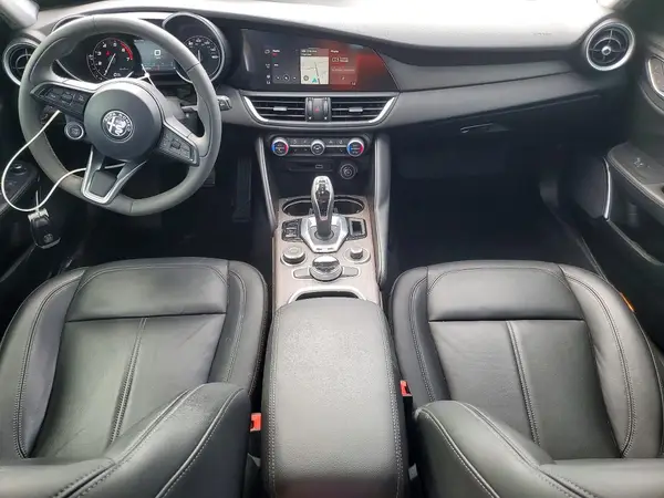 ZARFAMBN7M7649272 2021 ALFA ROMEO GIULIA - Image 8
