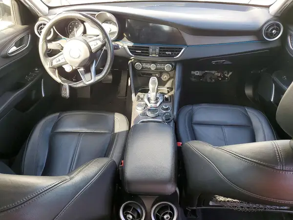 ZARFAMBN7M7649997 2021 ALFA ROMEO GIULIA - Image 8