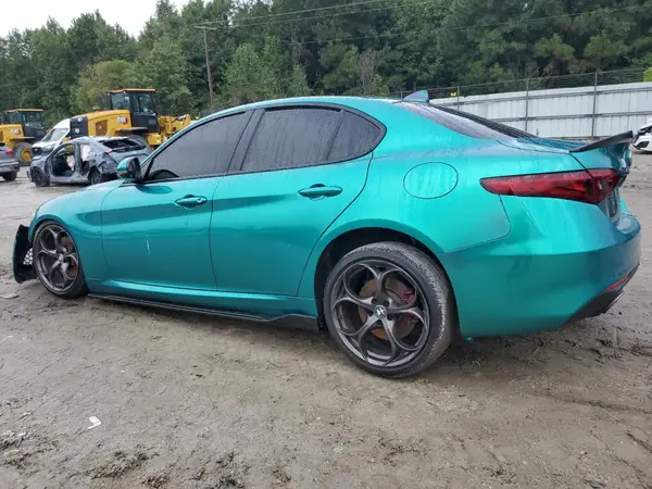 ZARFAMBN8K7599561 2019 ALFA ROMEO GIULIA - Image 2