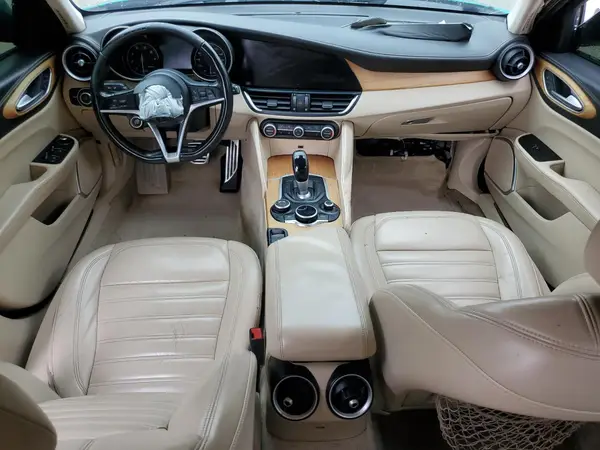 ZARFAMBN8K7599561 2019 ALFA ROMEO GIULIA - Image 8