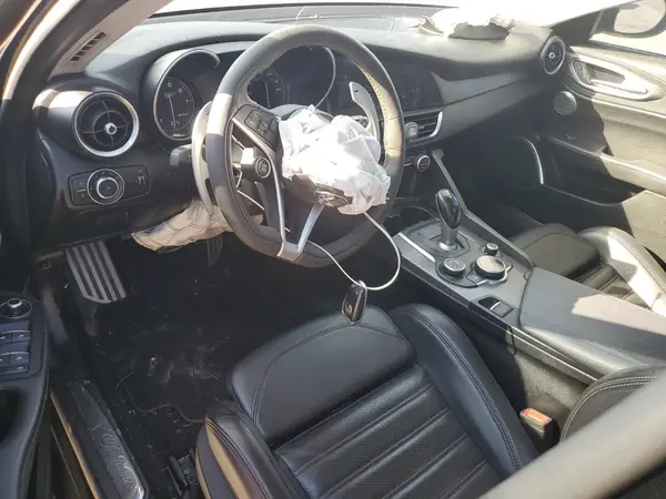 ZARFAMBN8K7602362 2019 ALFA ROMEO GIULIA - Image 8