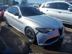 ZARFAMBN8M7647580 2021 ALFA ROMEO GIULIA