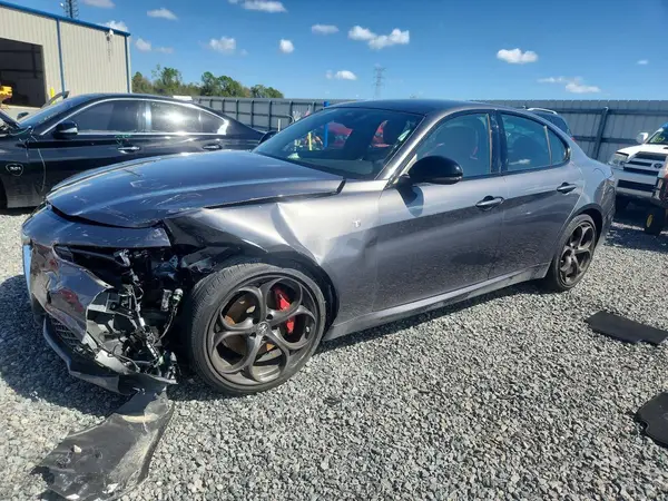 ZARFAMBN8R7682837 2024 ALFA ROMEO GIULIA - Image 1
